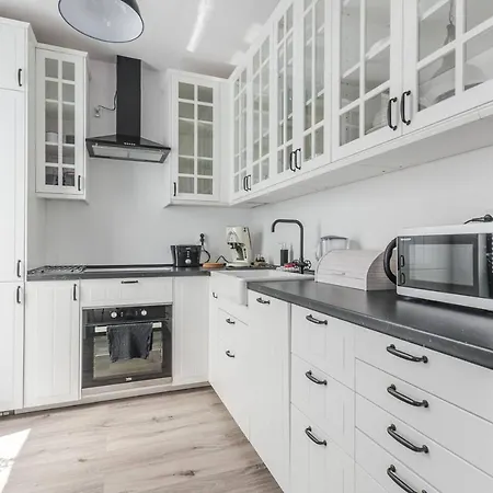 Golden - Cozy - Great Location&kollotaja