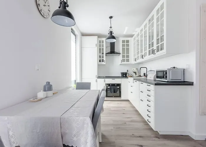 Golden - Cozy - Great Location&kollotaja *